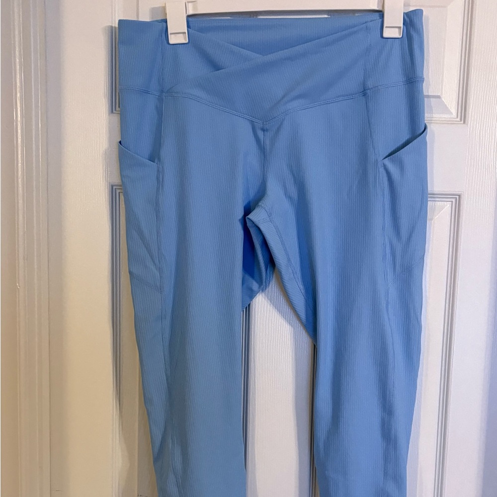 Fabletics ribbed crossover 7/8 leggings